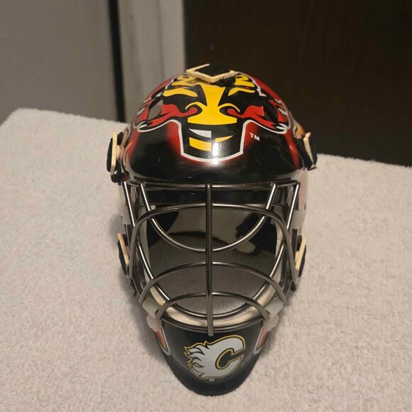 Calgary Flames Fan Lot - 4 Collectible Items - Picture 2 of 10